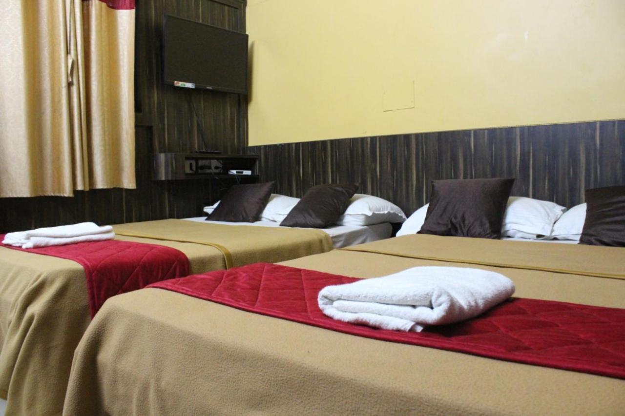 Gsr Residency Hotel Kanchipuram Buitenkant foto