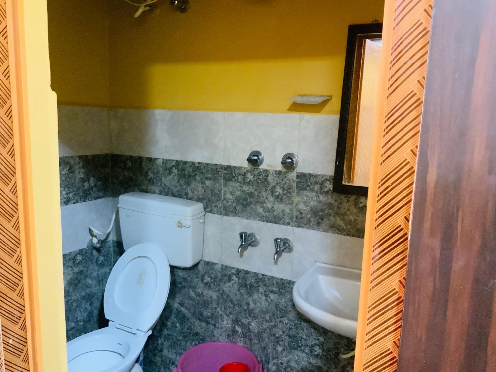 Gsr Residency Hotel Kanchipuram Buitenkant foto